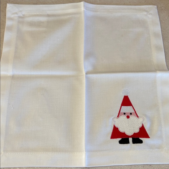 NWT Crate&Barrel Santa Cocktail Napkins - Picture 4 of 6